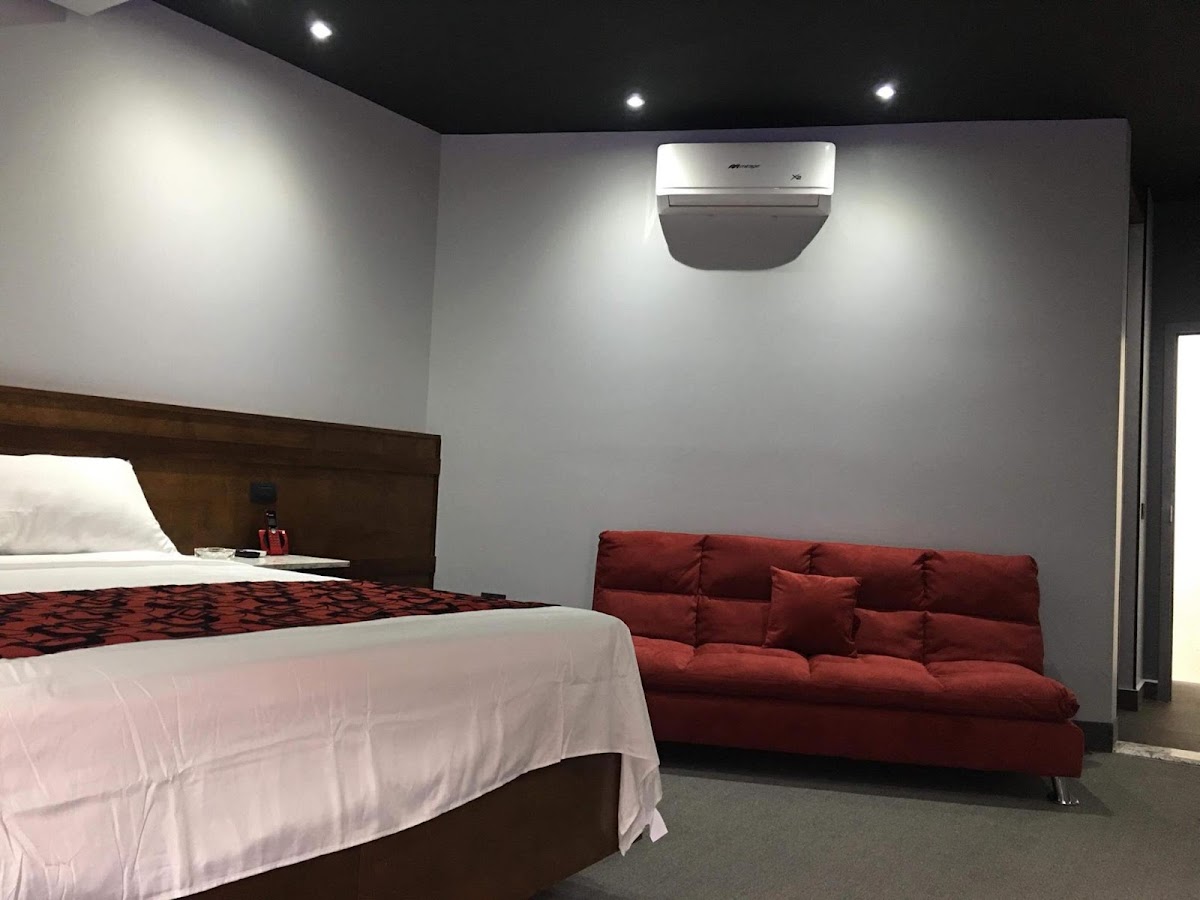 Boutique XPress Motel photo 2