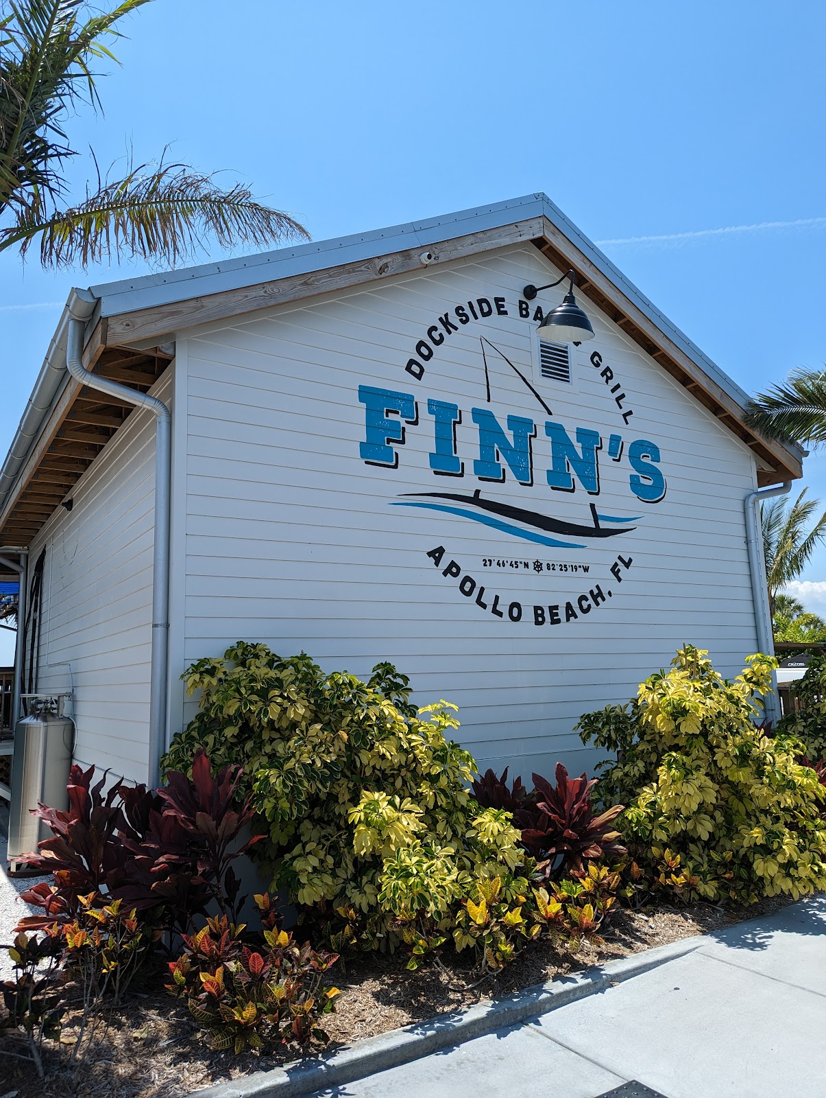 Finn's Dockside Bar & Grill Best Happy Hour