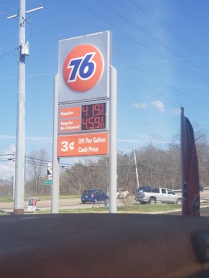 76 in Knoxville, TN