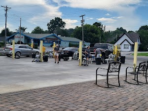 Crescent Car Wash in Morristown, TN
