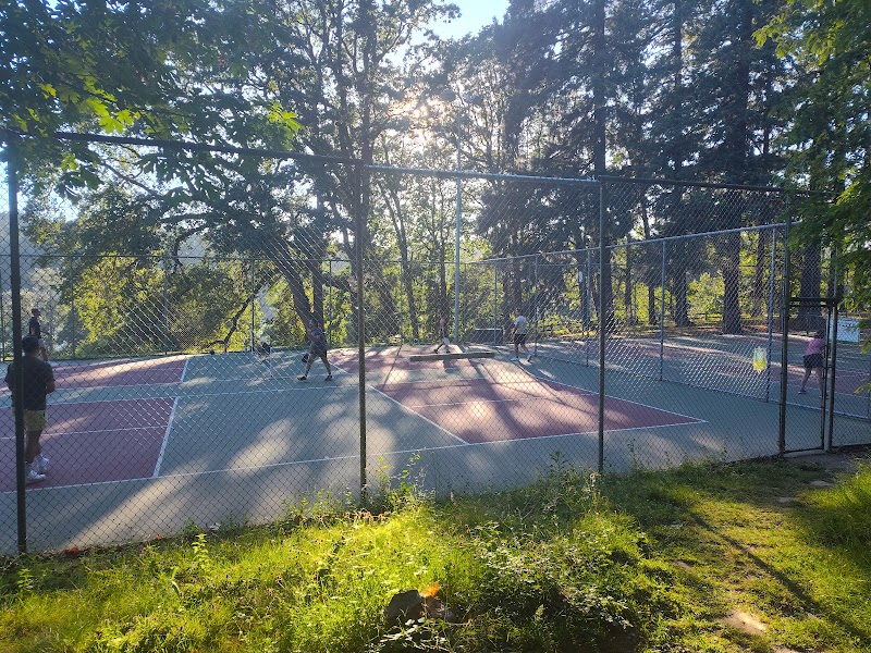 Sellwood Park Tennis & Pickleball Courts photo 1