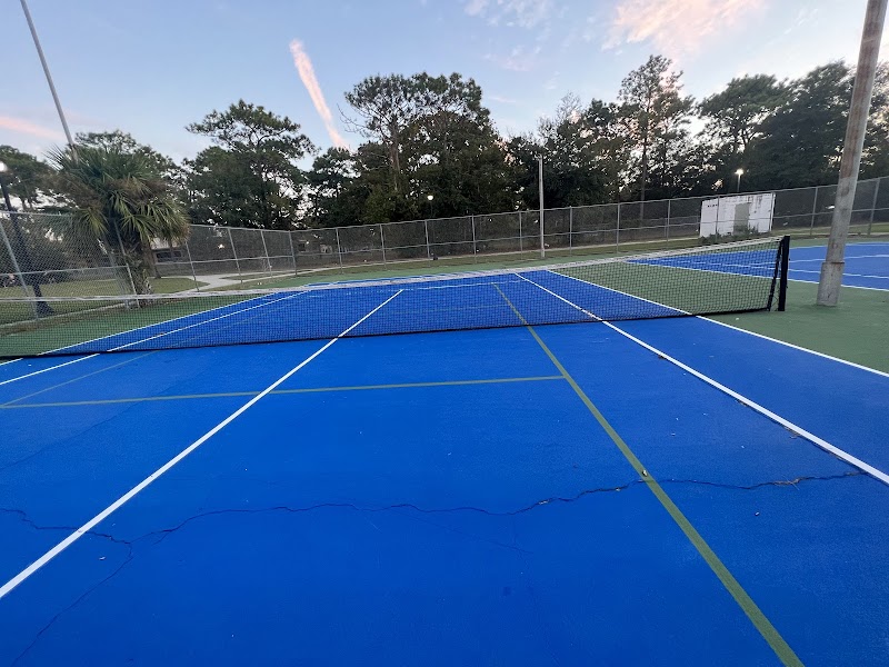 warrington park photo 4