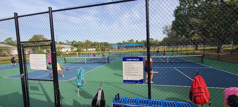 Longwood Park Pickleball Courts photo 2