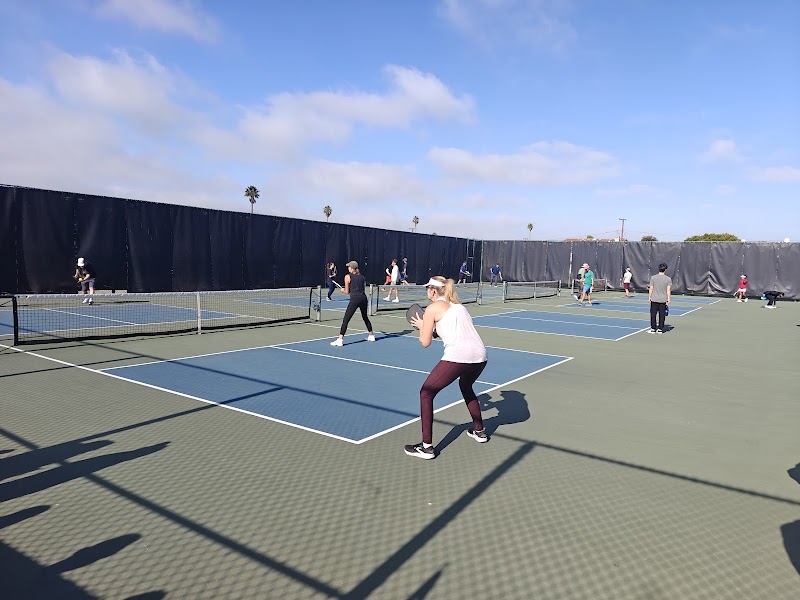 Manhattan Beach heights pickleball courts photo 3