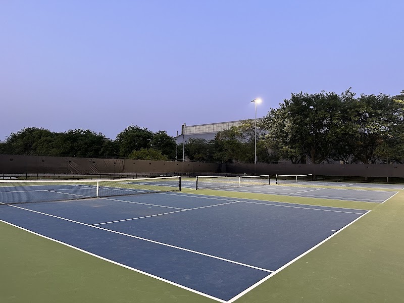 IU Indianapolis outdoor tennis courts photo 2
