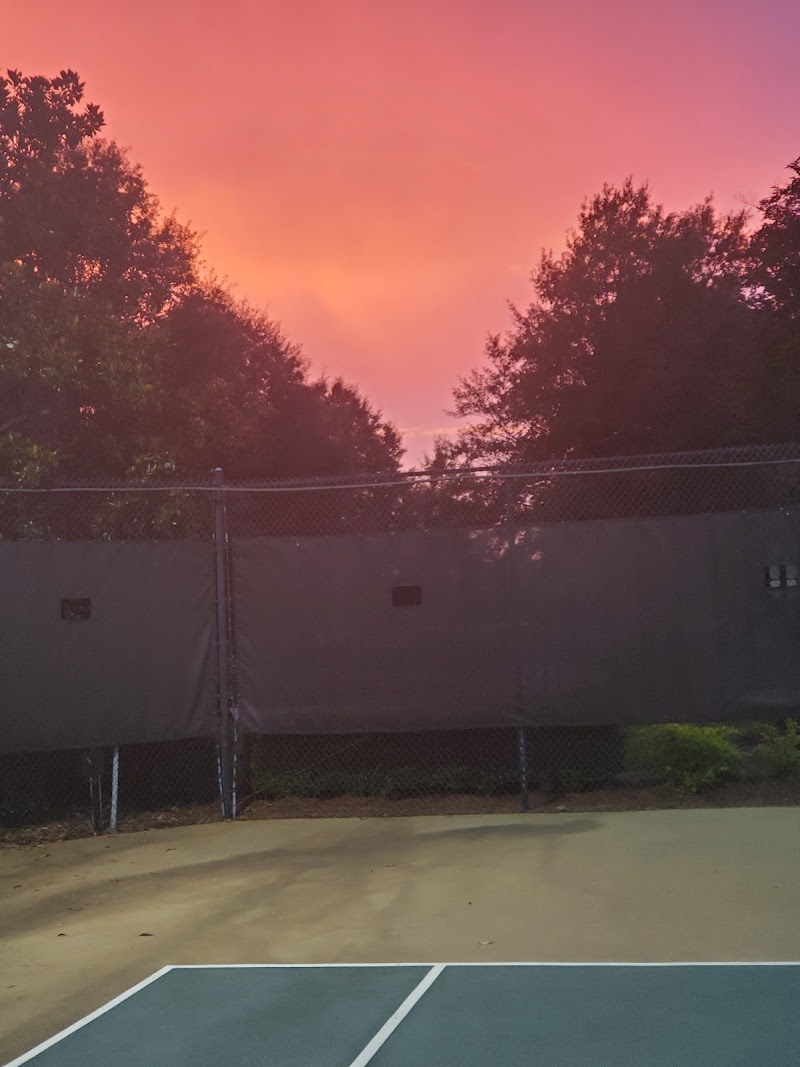 Clarke Creek Pickle Ball Courts - Private photo 5