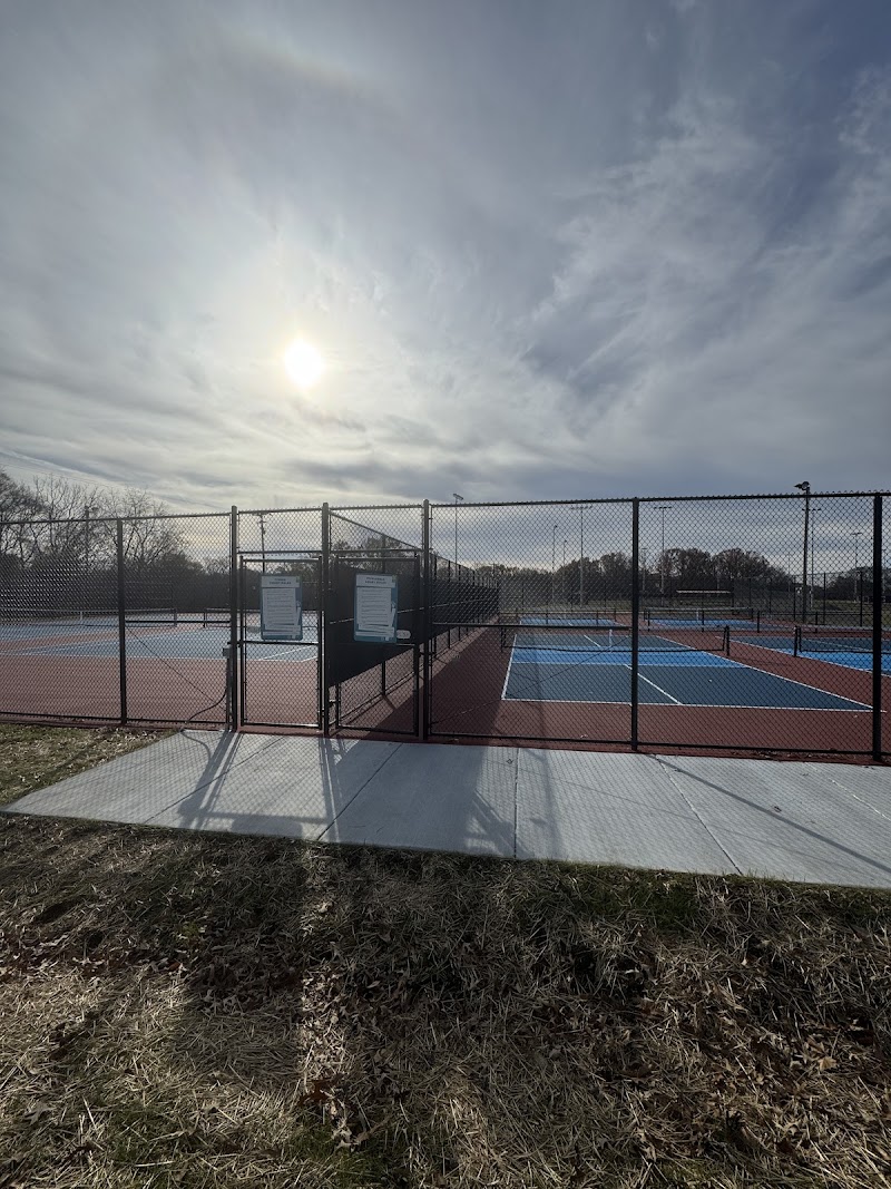 Seven Oaks Pickleball Courts with Lights photo 5