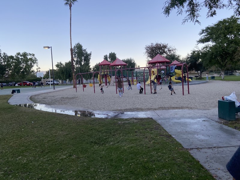 Ruth Hardy Park photo 2