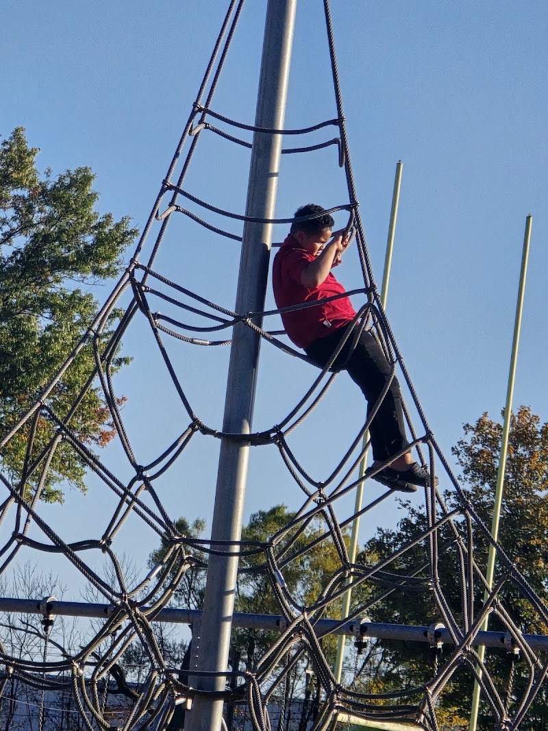 Dubarry Park photo 3