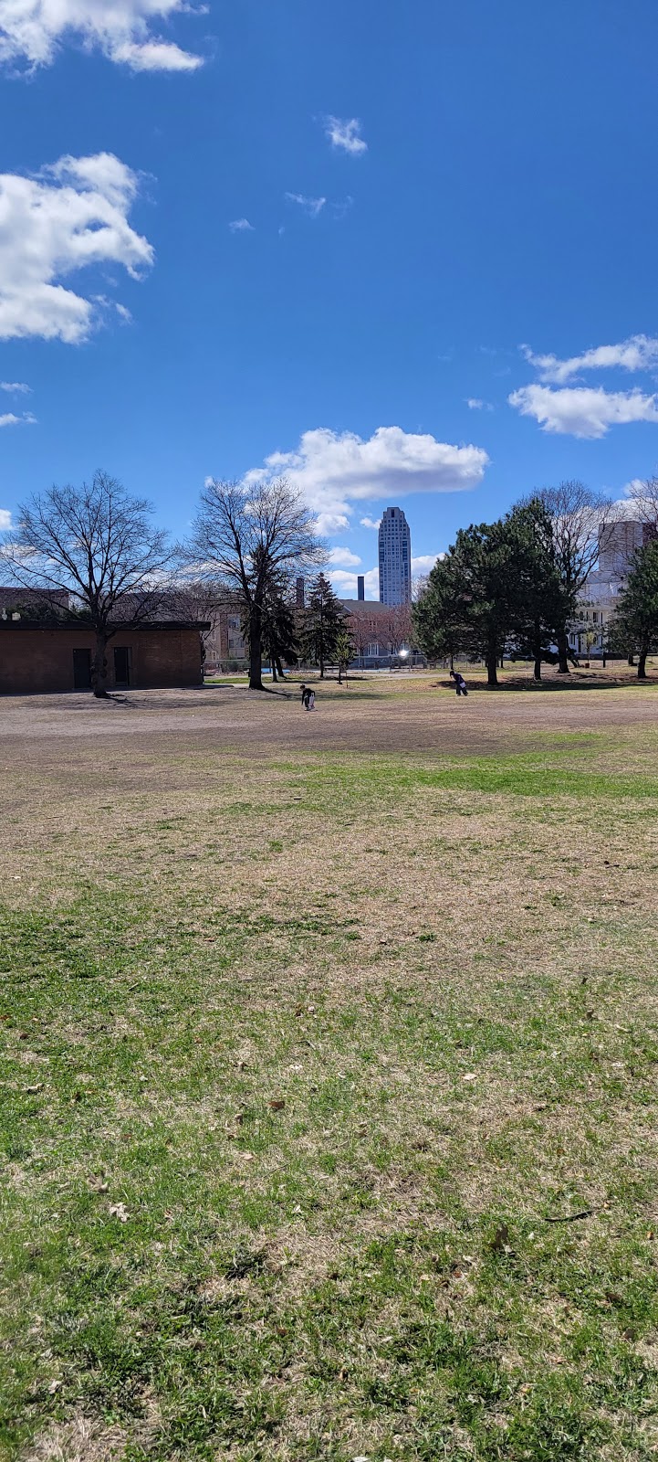 Holmes Park Tennis Court photo 1