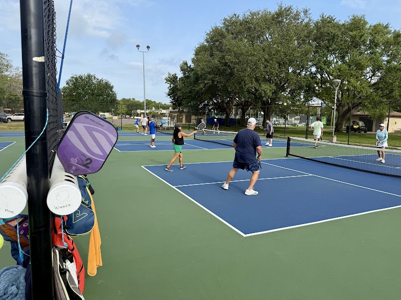 Walter Fuller Pickleball courts photo 2
