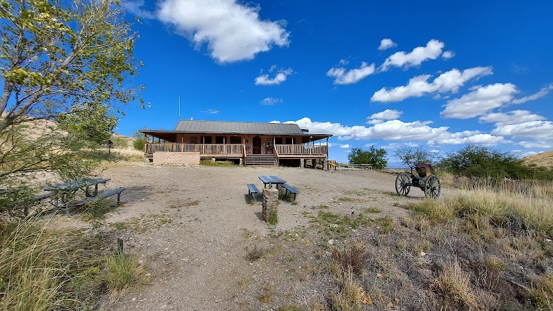 Canada del Oro Riverfront Park - Tennis/Pickleball Court photo 1