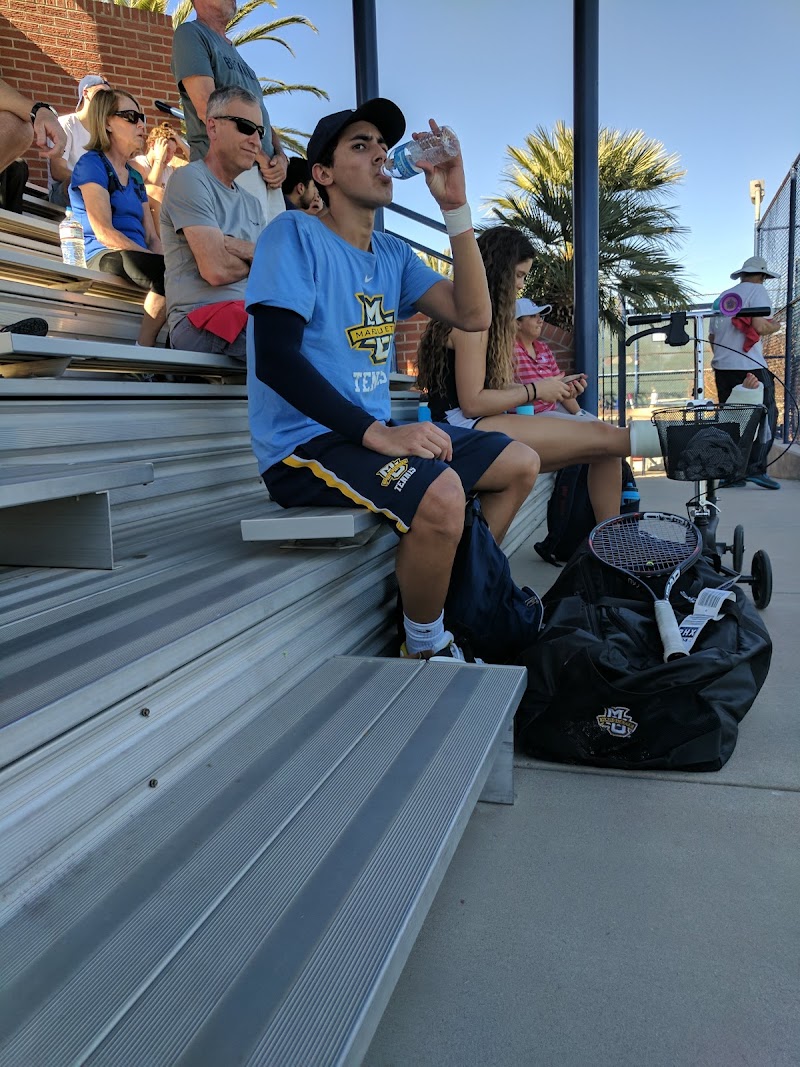 Robson Tennis Center photo 4