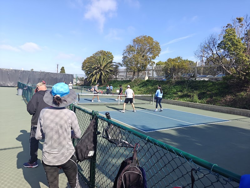 Manhattan Beach heights pickleball courts photo 4