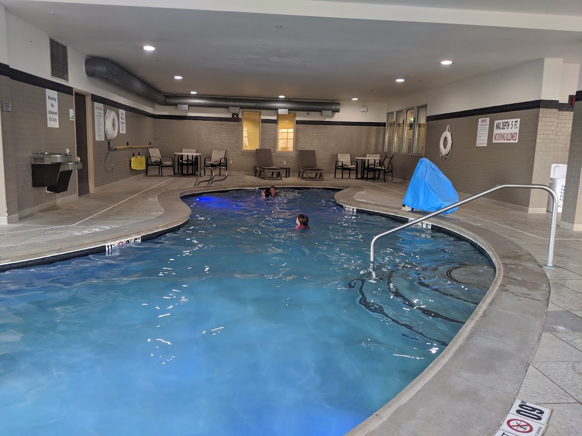 Holiday Inn Express &#038; Suites Boise Airport, an IHG Hotel 2
