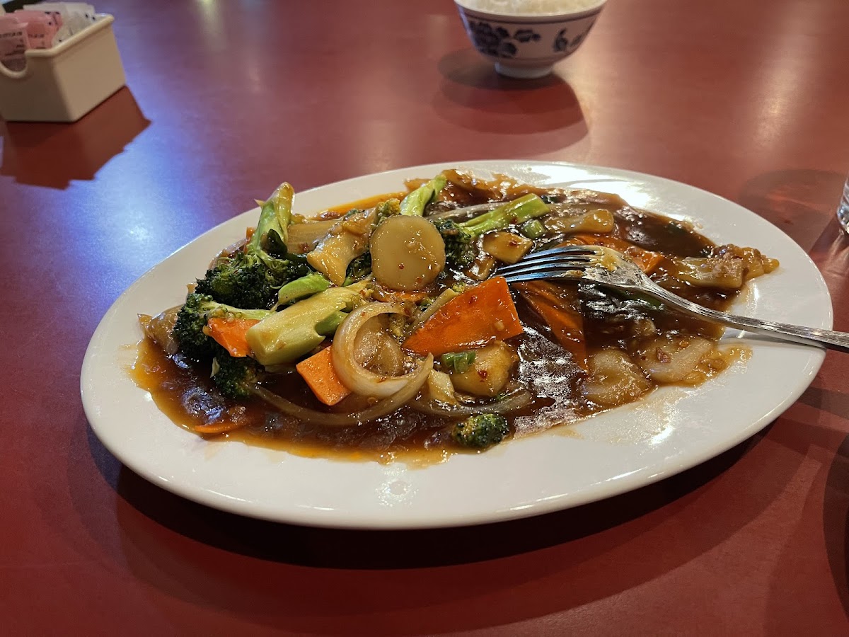 Yen Ching Restaurant 6