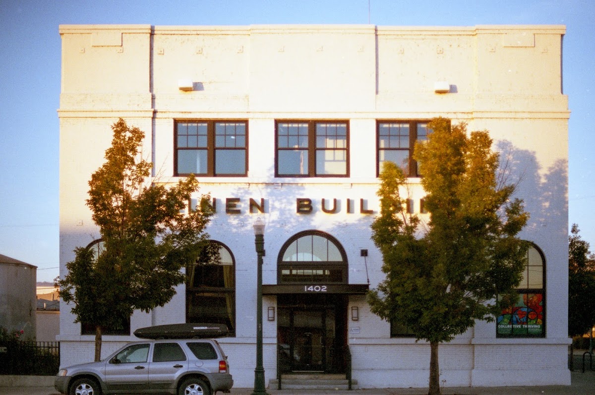 The Linen Building 0