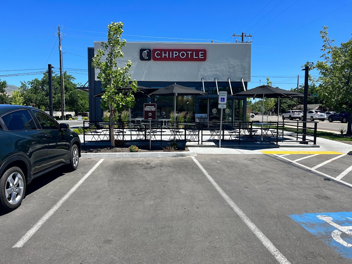 Chipotle Mexican Grill 1