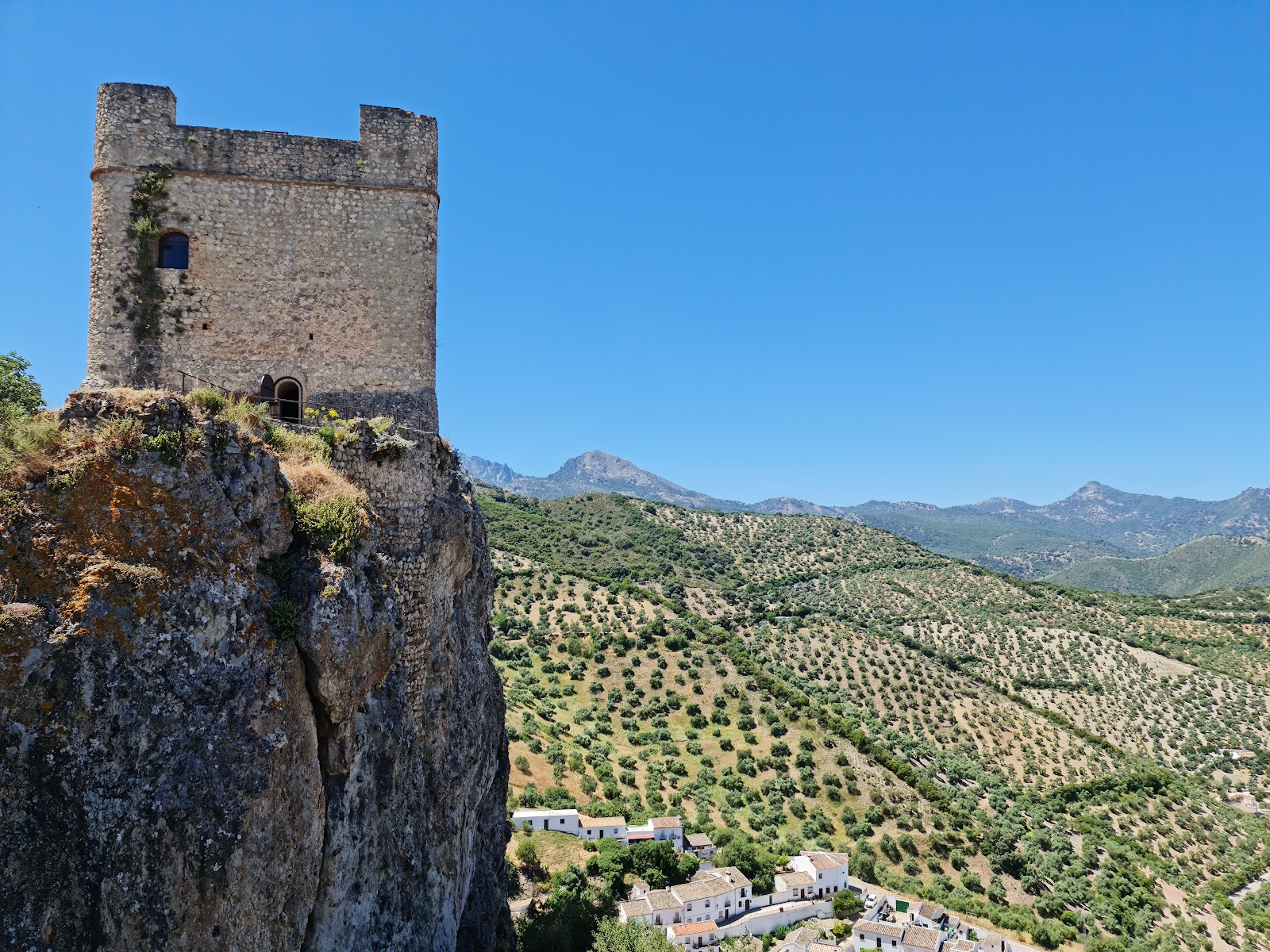 Zahara de la Sierra Castle